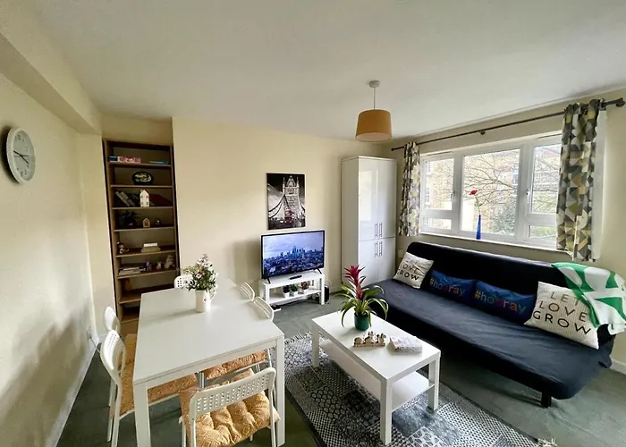 Charming Flat In Central London